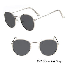 Load image into Gallery viewer, LeonLion Classic Small Frame Round Sunglasses