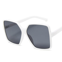Load image into Gallery viewer, Higody Fashion Women Oversize Sunglasses