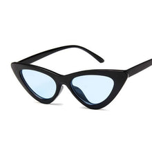 Load image into Gallery viewer, Vintage Cateye Sunglasses
