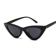 Load image into Gallery viewer, Vintage Cateye Sunglasses