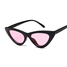 Load image into Gallery viewer, Vintage Cateye Sunglasses