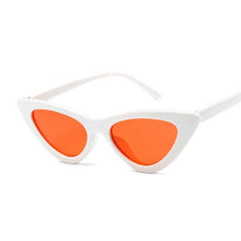 Load image into Gallery viewer, Vintage Cateye Sunglasses