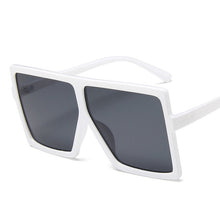 Load image into Gallery viewer, Oversized Women Sunglasses